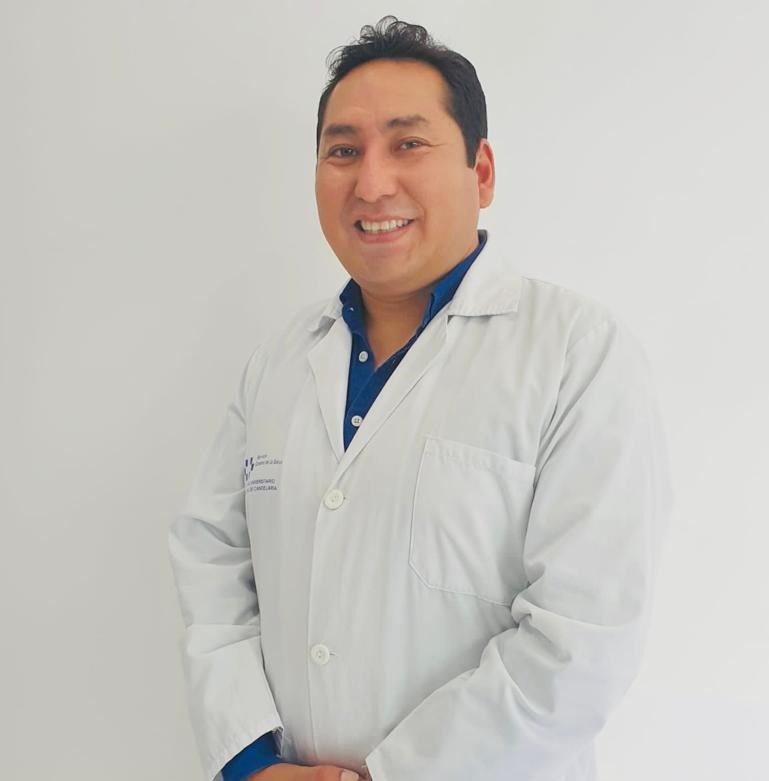 Dr. Fredy Ruiz Aimituma